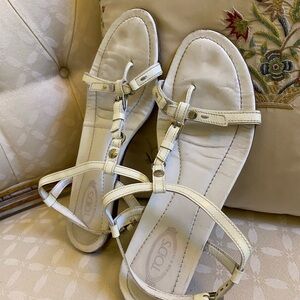 Tod’s sandals size 8